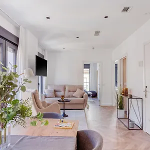 Limehome Calle Ancha Del Carmen - Digital Access 아파트호텔